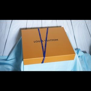 Louis Vuitton Packaging Box with Ribbon